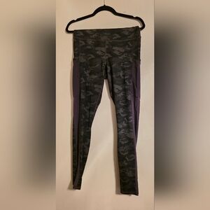 Fabletics On-the-Go PowerHold High Waisted Legging